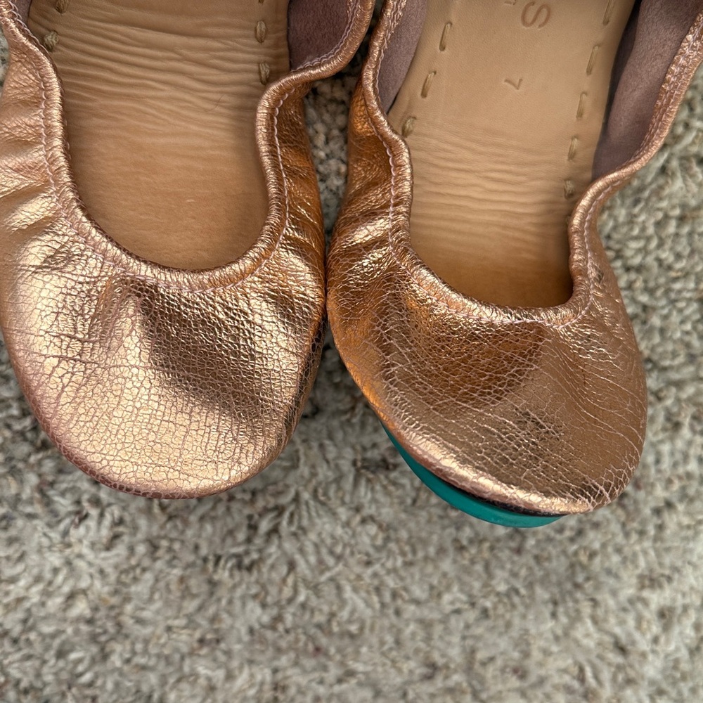 Tieks Women's Rose Gold Glam Metallic Copper Ballet Flats - Picture 5 of 15